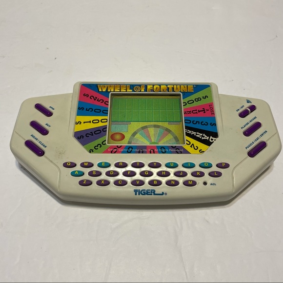 Tiger Wheel of Fortune Electronic Handheld game - Picture 8 of 10